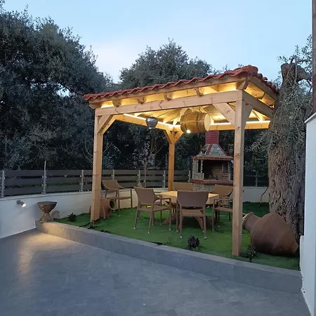 Amela House Nyaraló